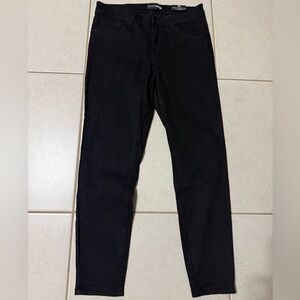 Fashion Nova women’s  Black Jeans